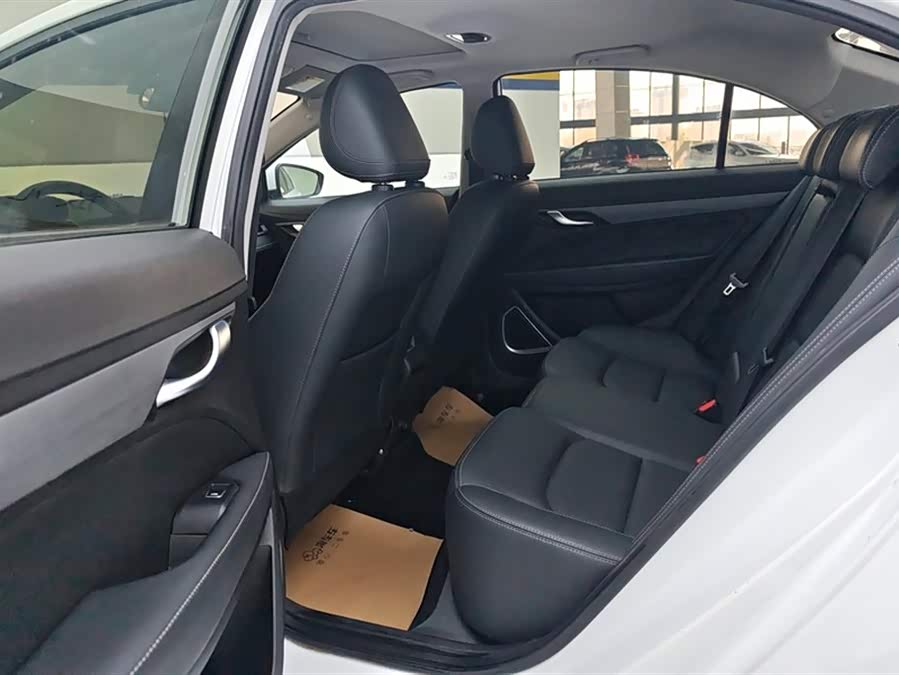 GEELY Emgrand 2021 car image #12