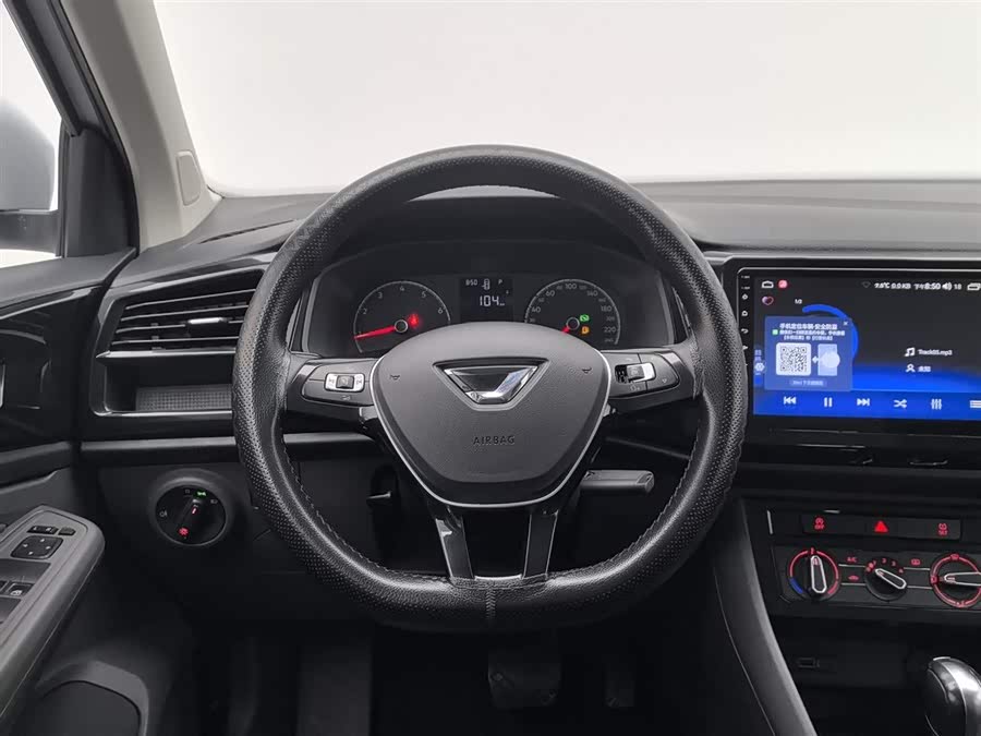 Jetta VS5 2019 car image #12