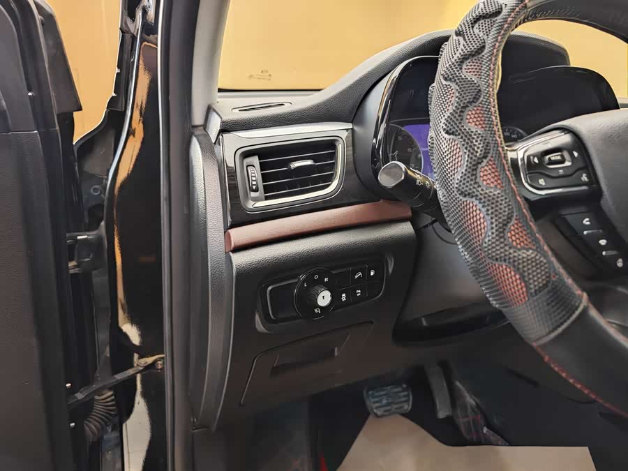 GAC Trumpchi GS8 2017 car image #12