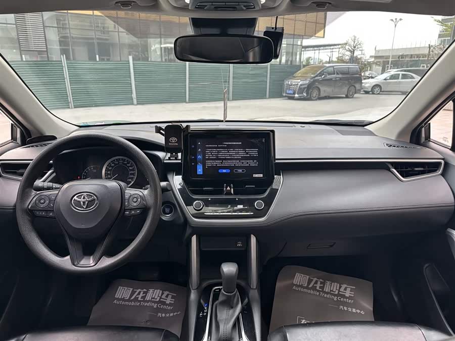 Toyota Corolla Cross 2023 #12 Toyota Corolla Cross 2023 car image #12