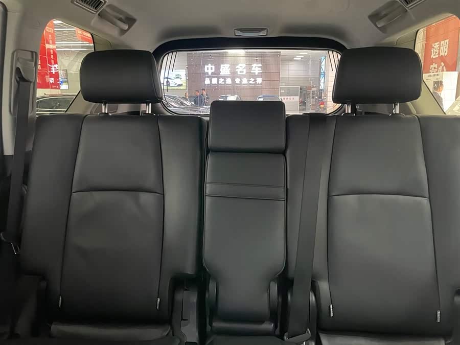Toyota Land Cruiser Prado 2017 car image #12