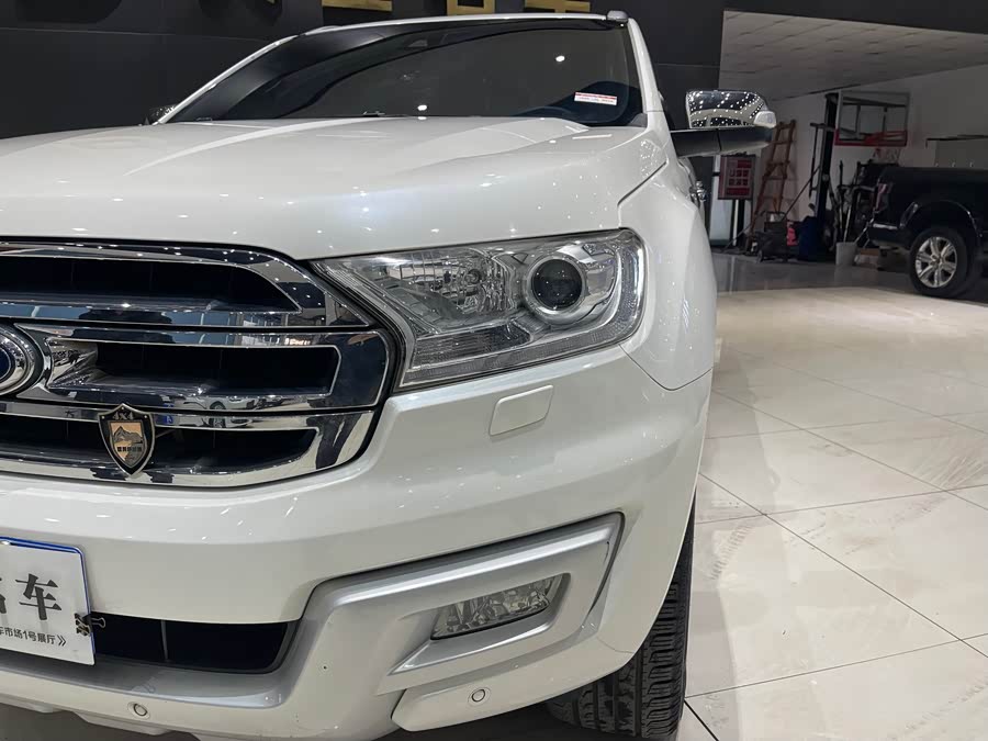 Ford Everest 2016 immagine di auto #12