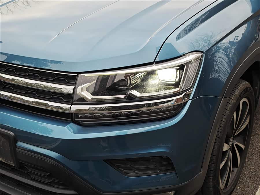 Volkswagen Tharu 2020 car image #12