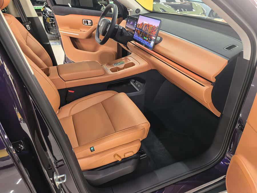 零跑汽车 零跑C16 2025 汽车图片 #12