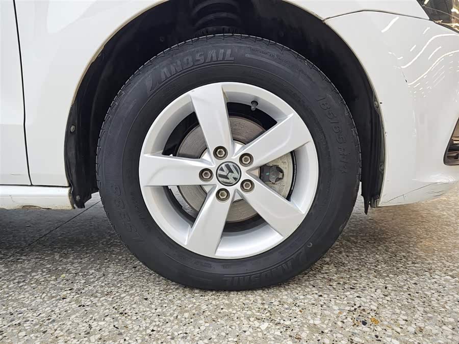 Volkswagen Polo 2017 immagine di auto #12