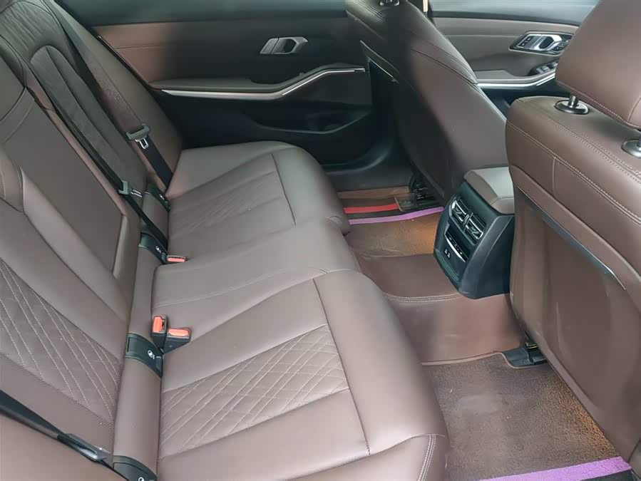 BMW i3 2022 immagine di auto #12