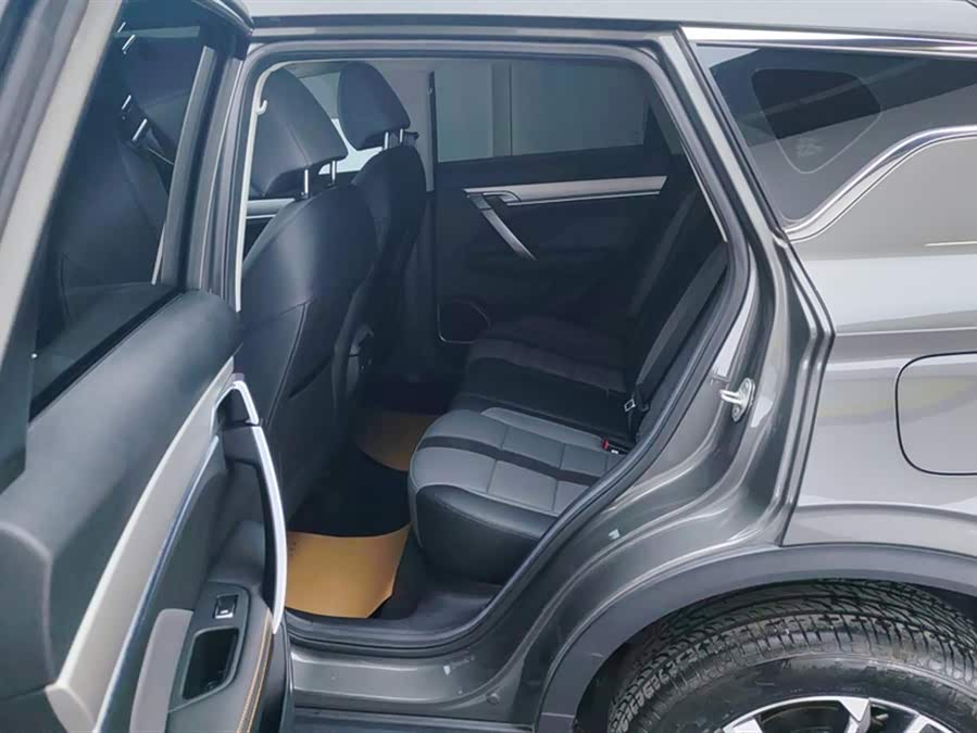 GEELY Coolray 2024 car image #12