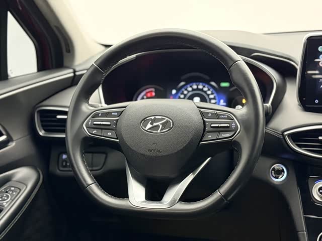 Hyundai Santa Fe 2021 imagen de coche #12