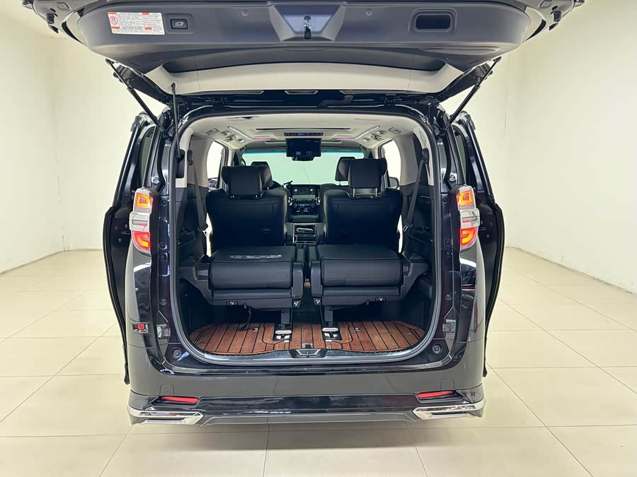 Toyota Vellfire 2020 immagine di auto #12