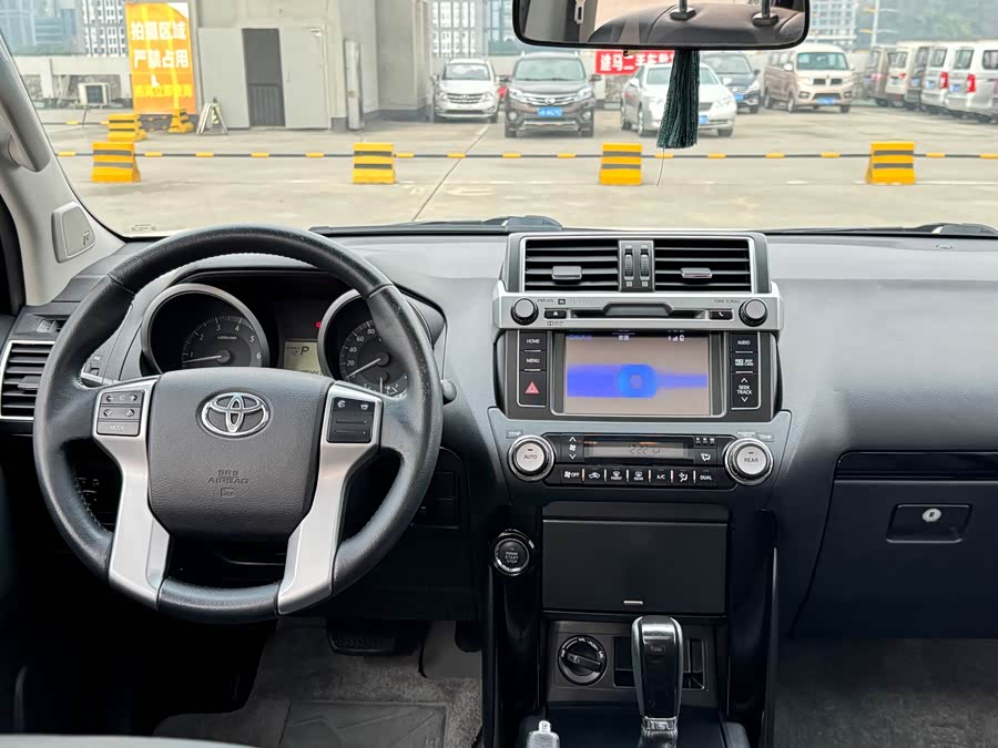 Toyota Land Cruiser Prado 2016 #12 Toyota Land Cruiser Prado 2016 car image #12