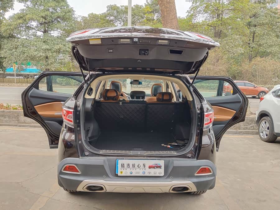 Soueast DX7 2016 car image #12