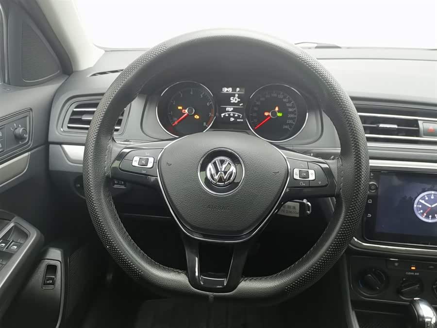 Volkswagen Lavida 2022 car image #12