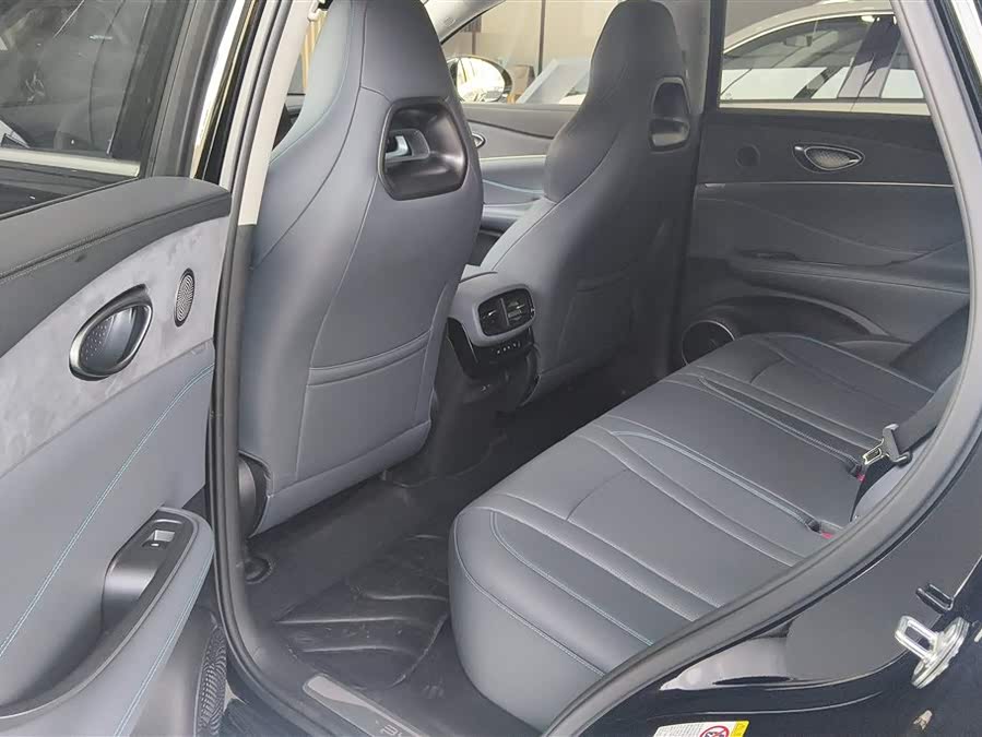 BYD Sea Lion 07 DM-i 2025 car image #12