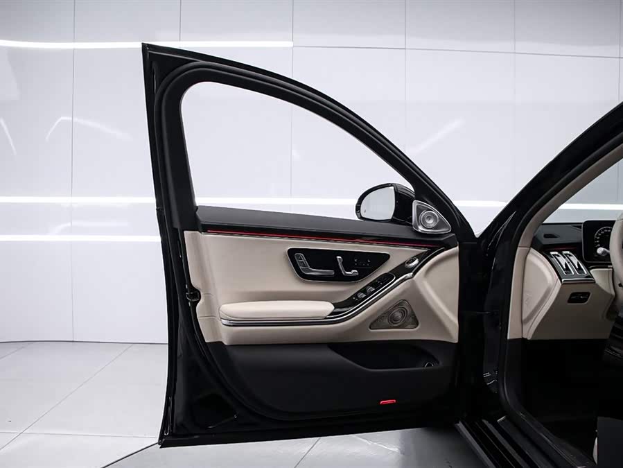 Mercedes-Benz S Class 2023 immagine di auto #12