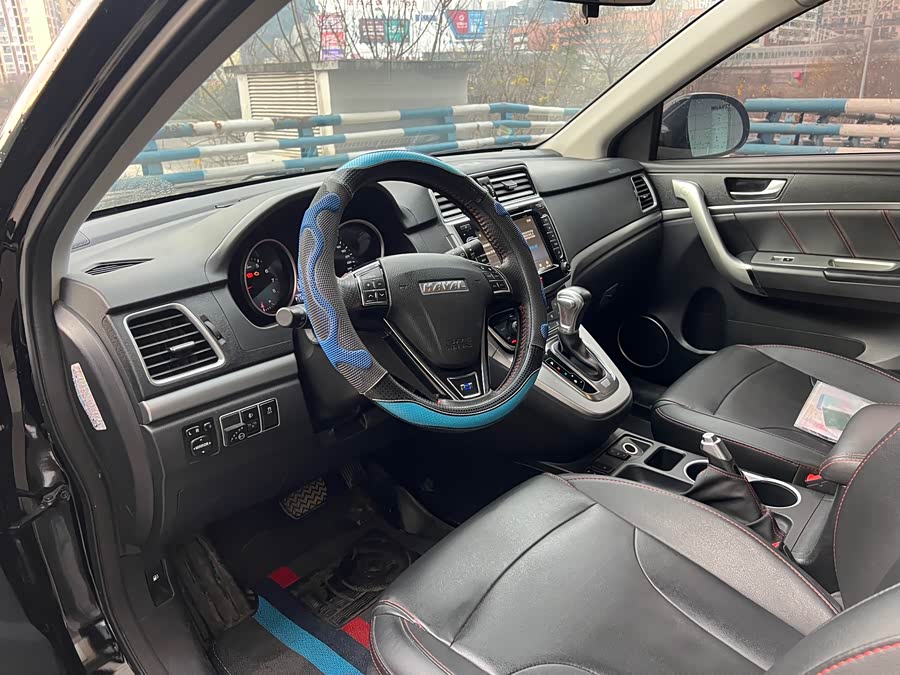 Haval H6 2017 car image #12