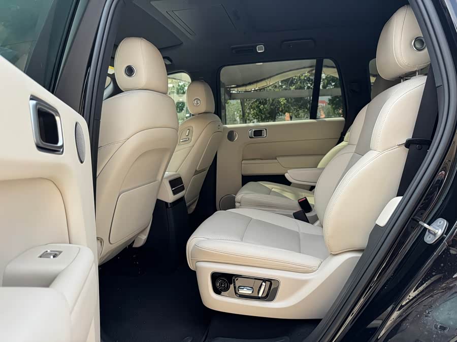 Li L9 2023 image de voiture #12