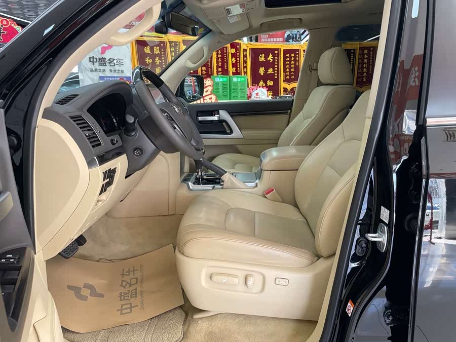 Toyota Land Cruiser 2016 car image #12