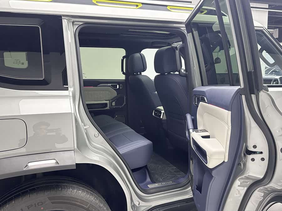 Jetour T2 2025 car image #12