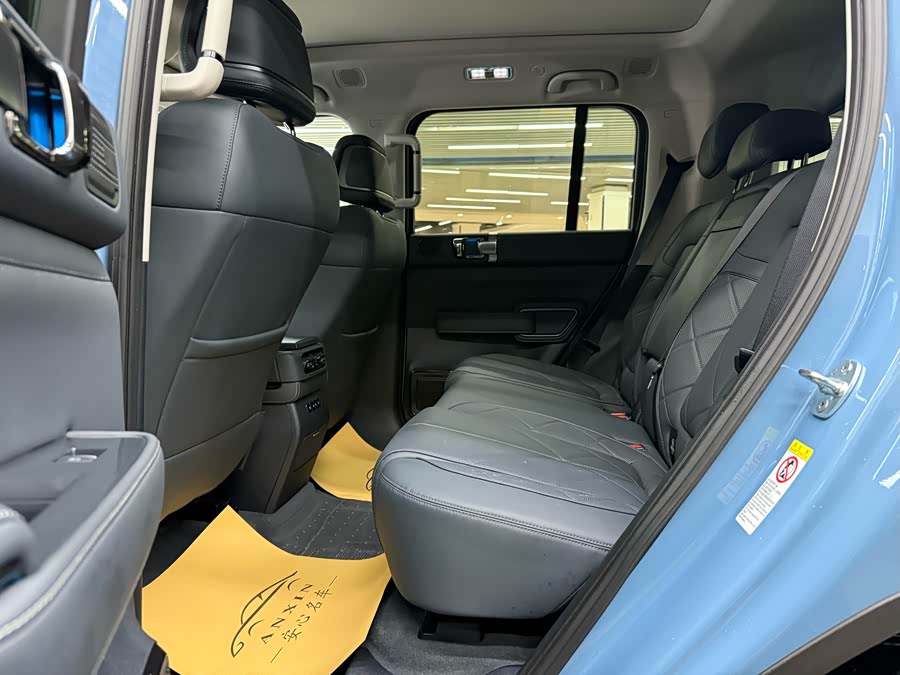 FangChengBao Leopard 5 2025 car image #12