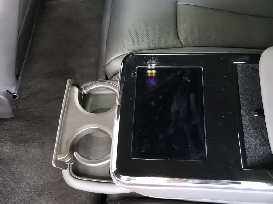 Denza Z9 2024 immagine di auto #12