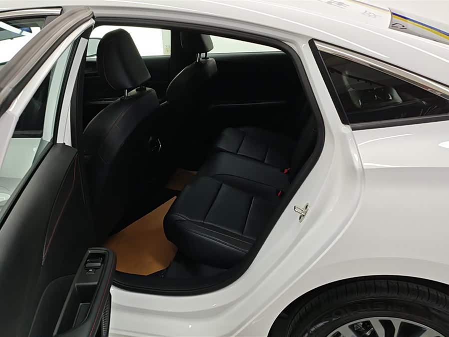 MG 5 2025 car image #12