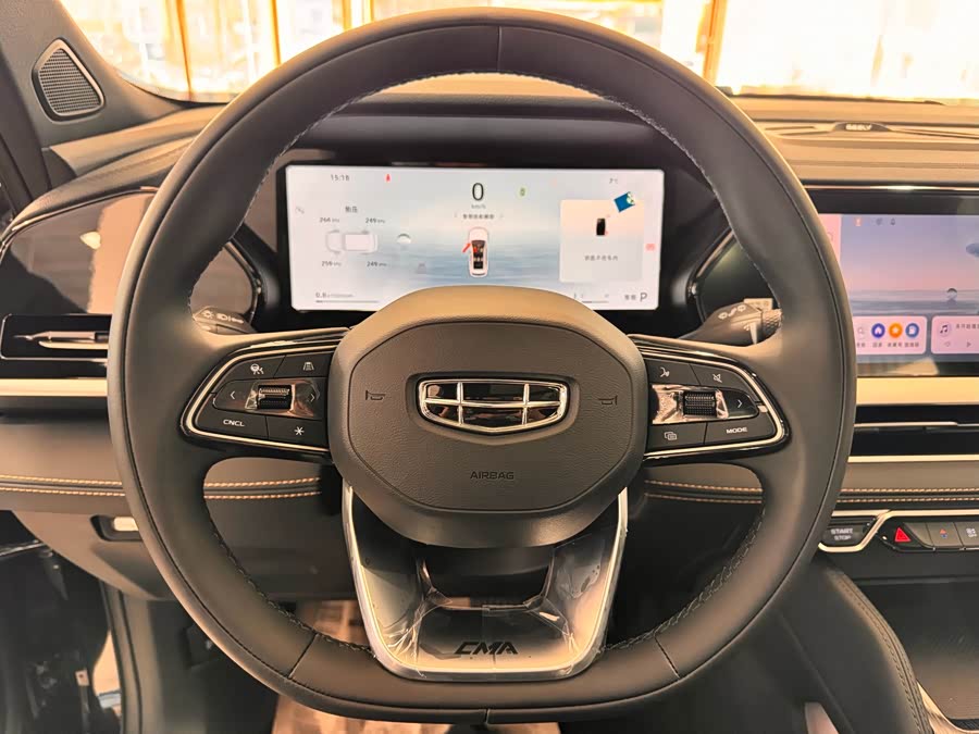 GEELY Monjaro 2025 car image #12