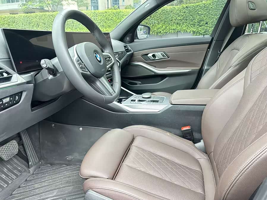 BMW 3 Series 2024 #12 BMW 3 Series 2024 car image #12