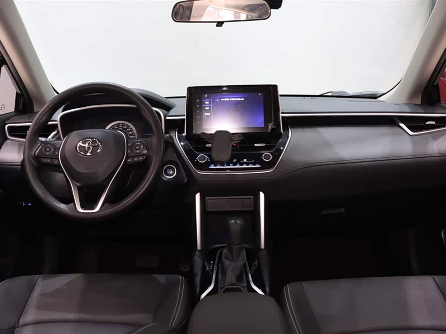 Toyota Frontlander 2023 car image #12