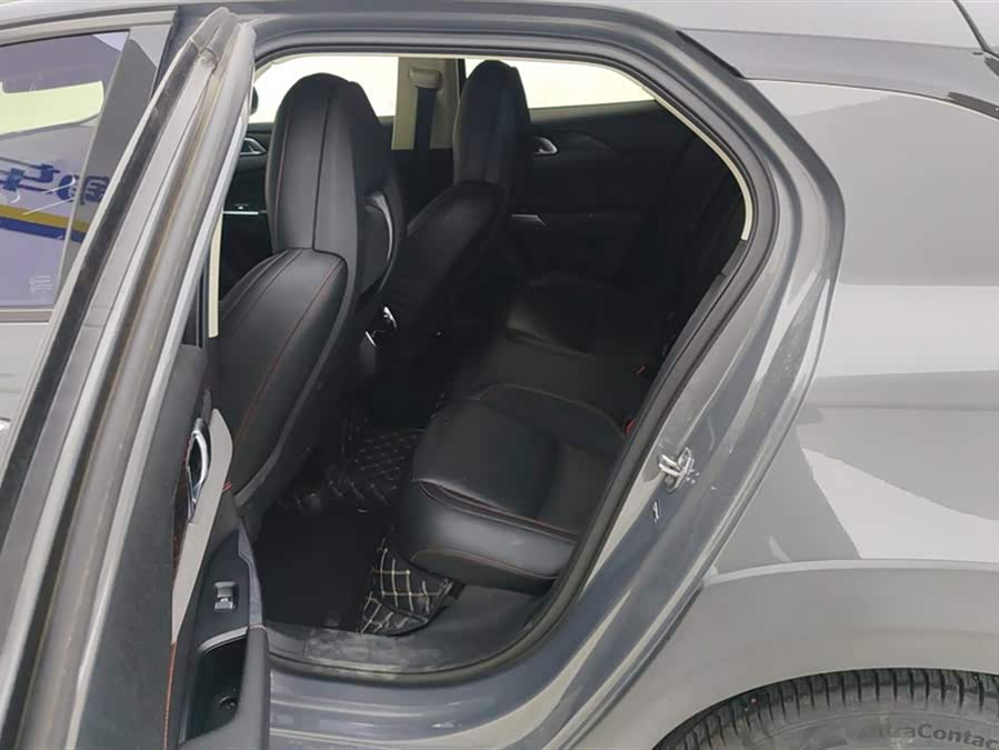 Lynk & Co 02 2020 car image #12