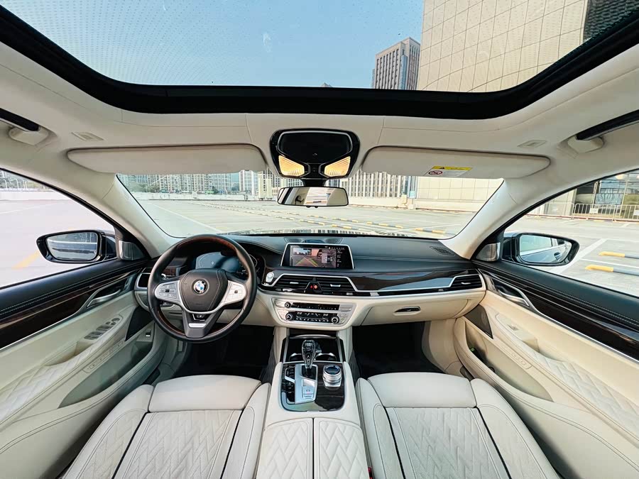 BMW 7 Series 2020 #12 BMW 7 Series 2020 car image #12