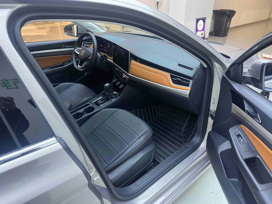 Volkswagen Bora 2023 imagem de carro #12