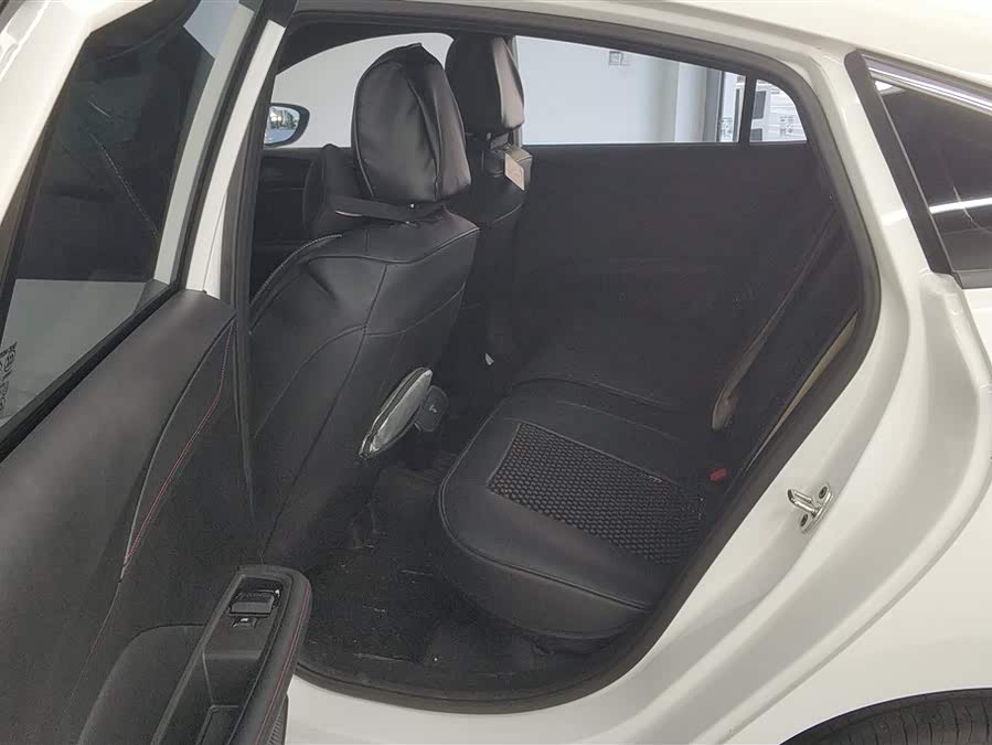 MG 5 2025 car image #12