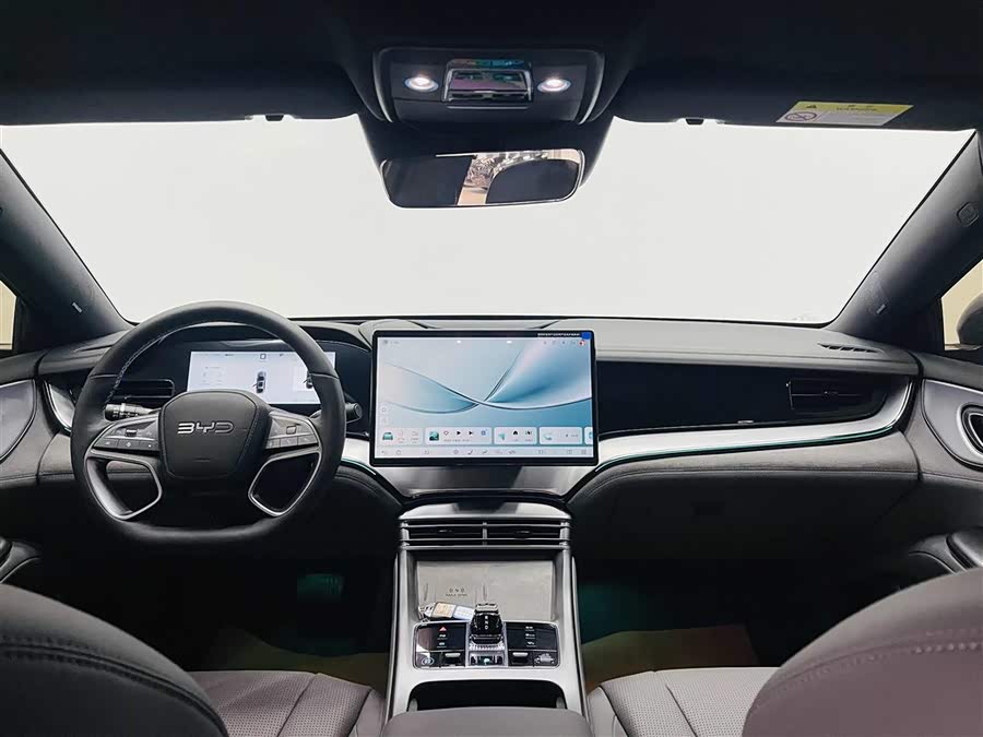 BYD Seal 07 DM-i 2025 car image #12