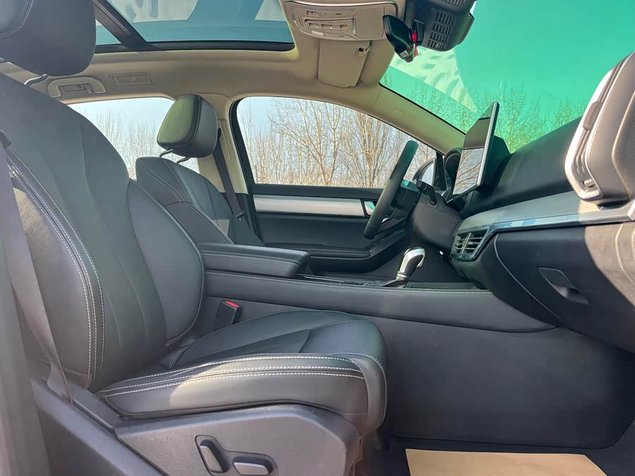 BYD Tang 2018 car image #12