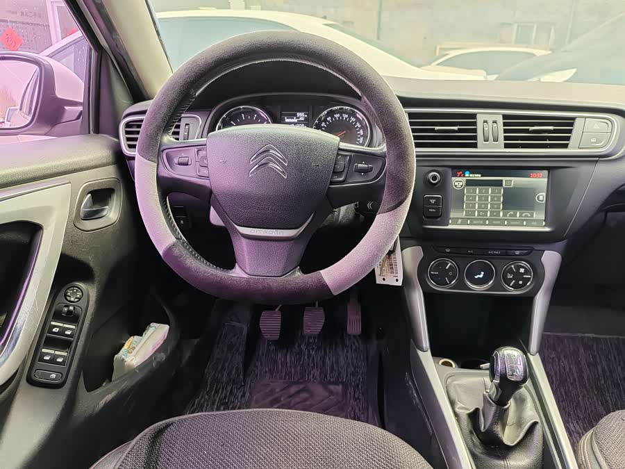 Citroen C3-XR 2015 car image #12