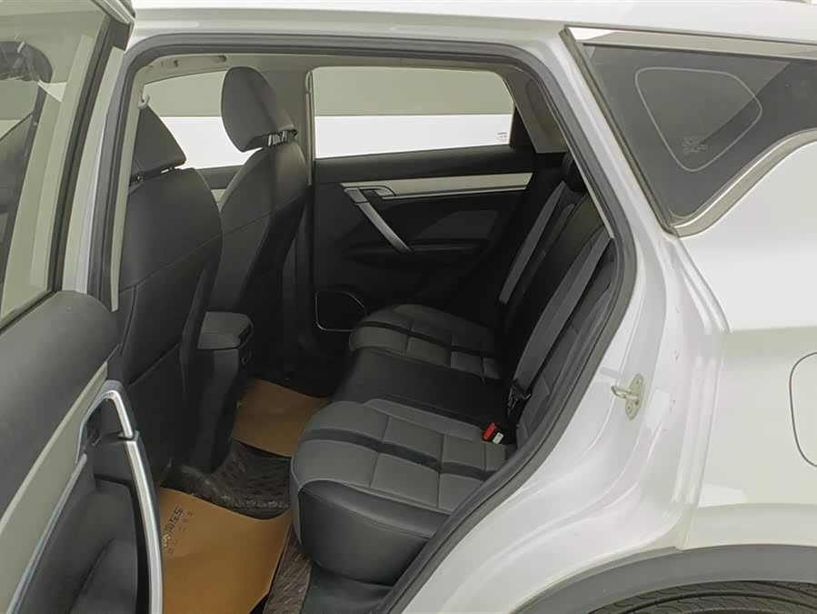 GEELY Coolray 2023 #12 GEELY Coolray 2023 car image #12