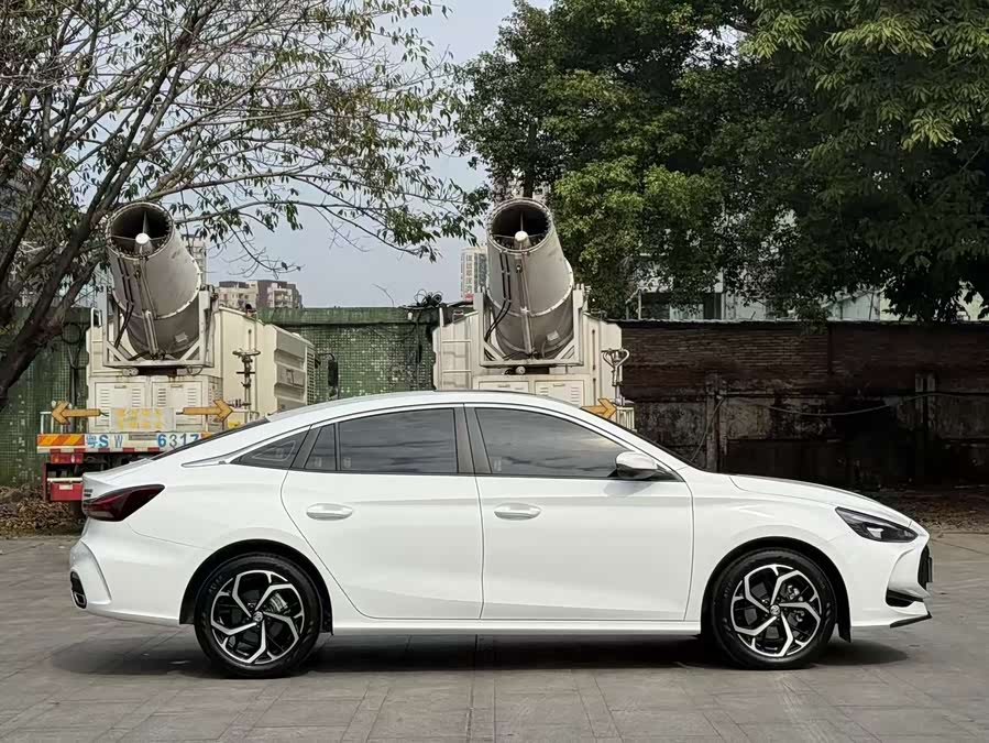 名爵 MG5 2025 汽车图片 #12