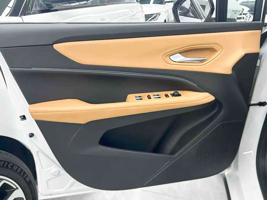 睿蓝汽车 睿蓝7 2025 汽车图片 #12