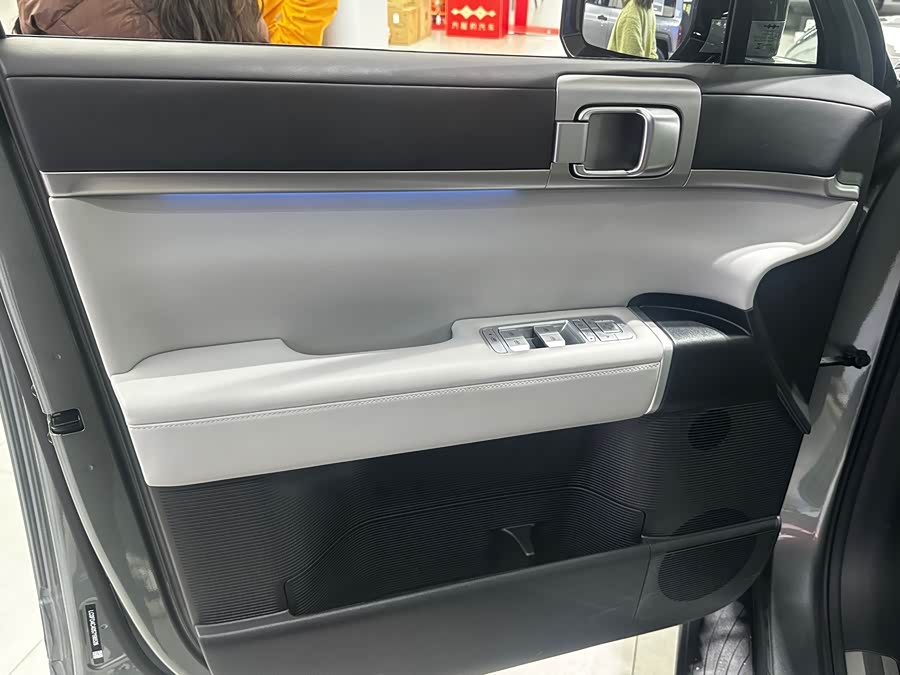 FangChengBao Tiger 7 2026 car image #12