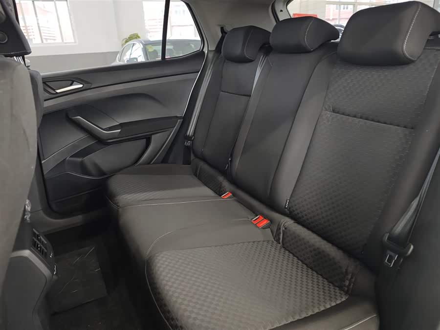 Volkswagen Tacqua 2021 car image #12