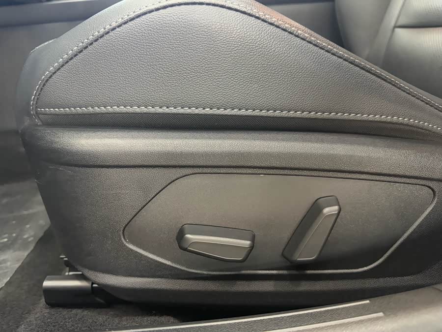 Hyundai Elantra 2023 #12 Hyundai Elantra 2023 car image #12