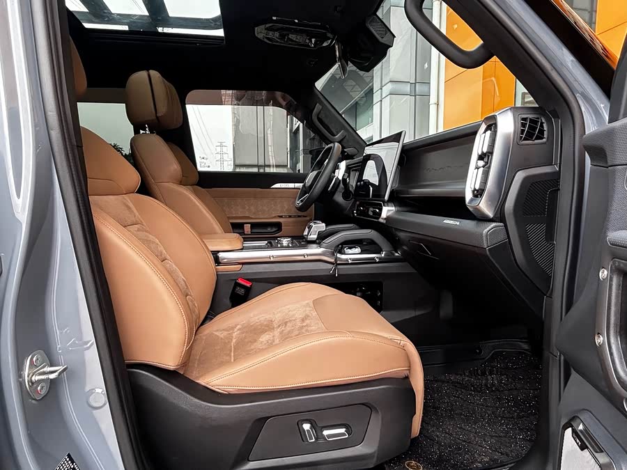 Jetour Traveller 2023 car image #12