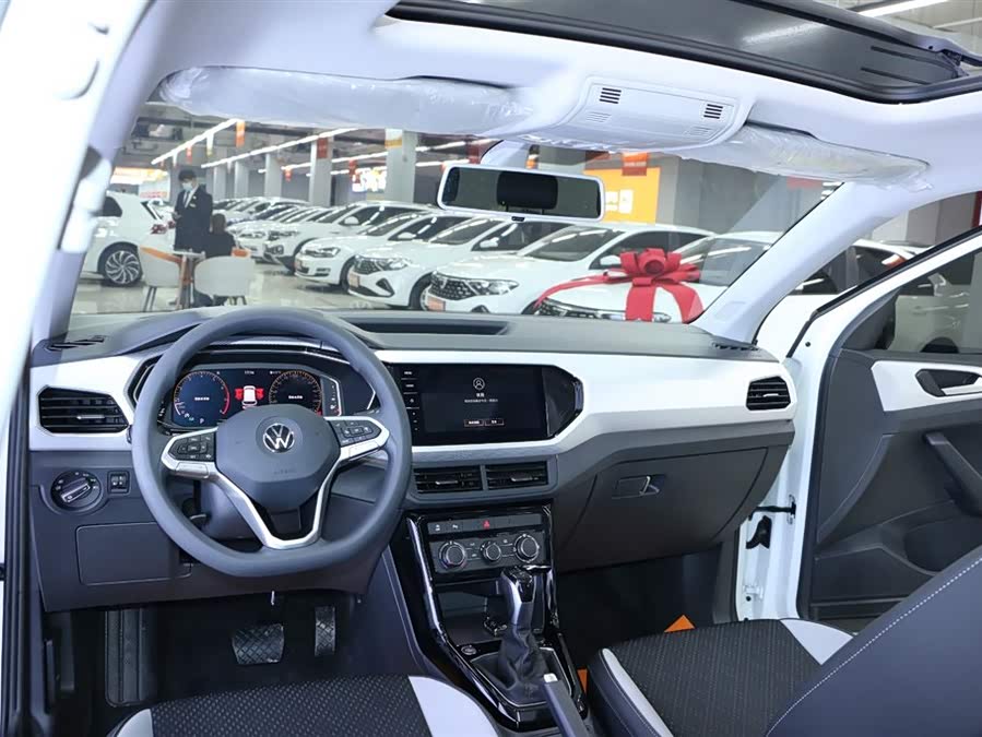 Volkswagen Tacqua 2024 imagen de coche #12