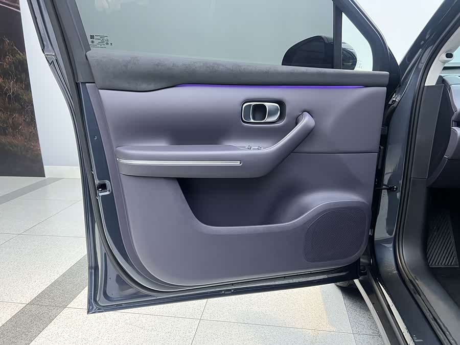 零跑汽车 零跑C10 2025 汽车图片 #12