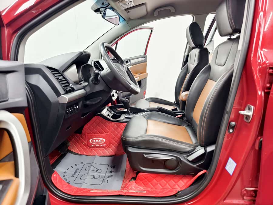 JAC 2015 #12 JAC 2015 car image #12