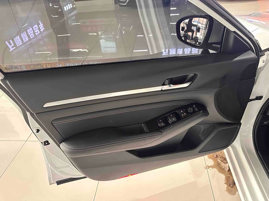 日产 天籁 2025 汽车图片 #12