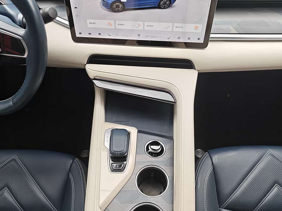 极氪 极氪001 2023 汽车图片 #12