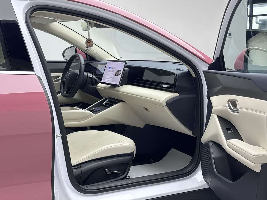 BYD Qin L 2025 car image #12