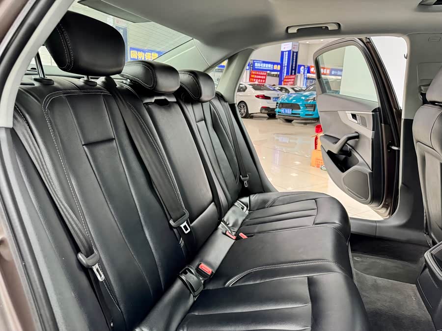 奥迪 奥迪A4L 2017 汽车图片 #12