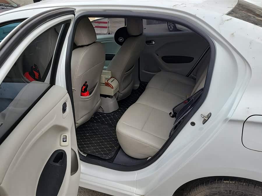 Citroen C-Elysée 2015 imagem de carro #12